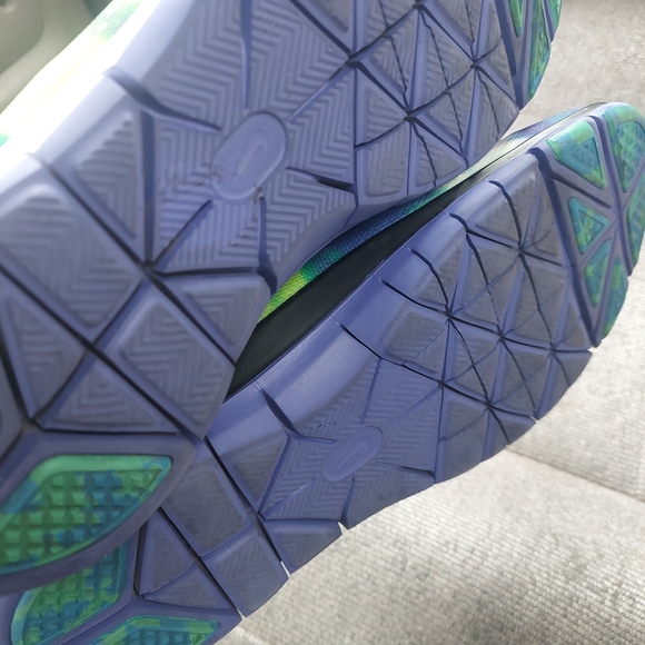 Nike FREE Running Shoes WOMEN Sz 9.5 Sneakers TR Fit 4   (Bag D) - Picture 4 of 8